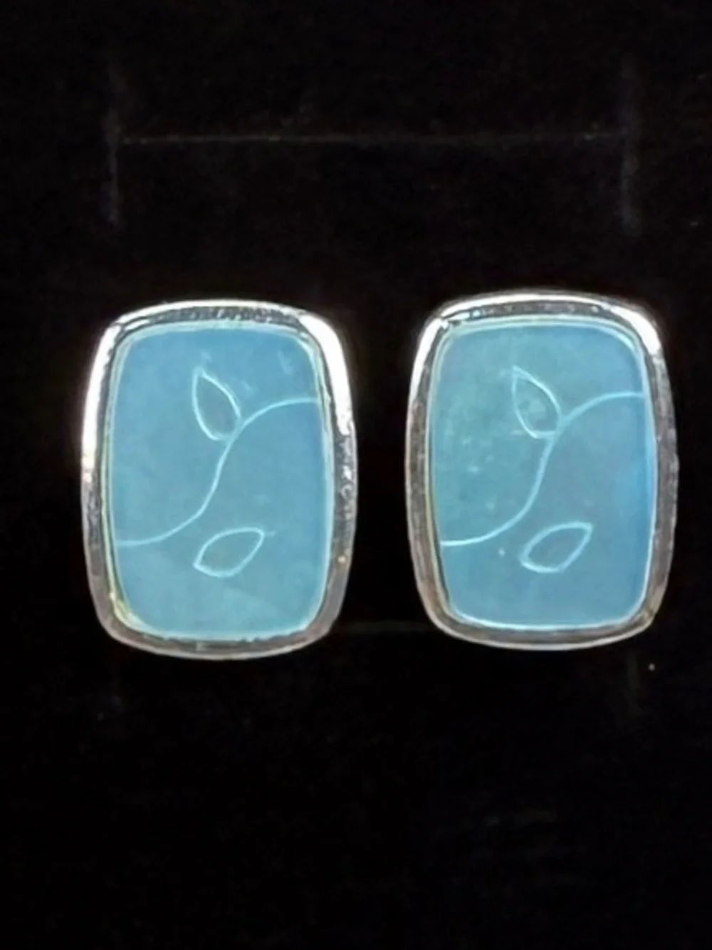 Silvertone and blue vintage clip on earrings